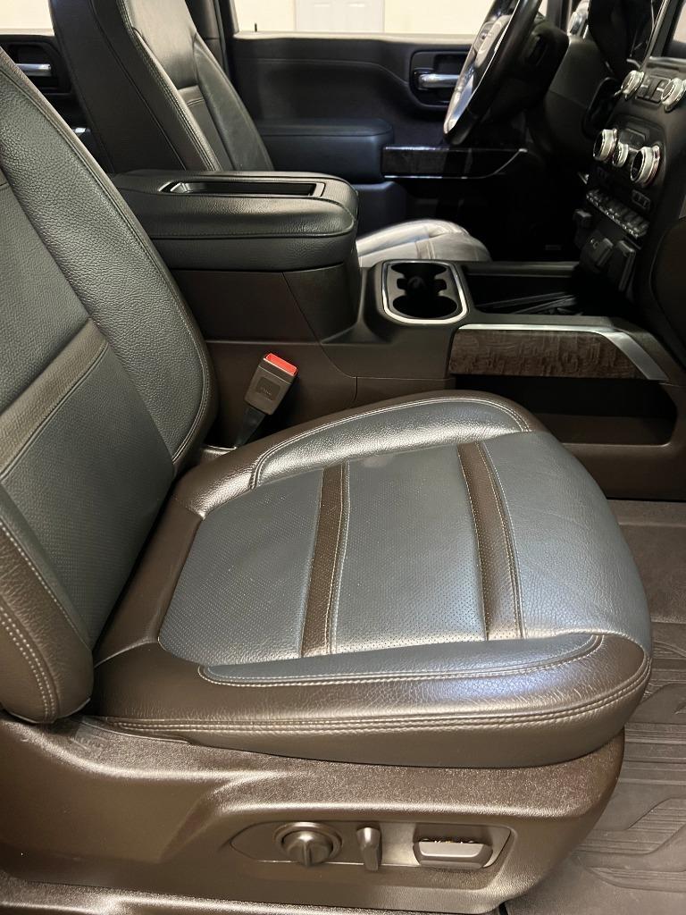 GMC Sierra 2500HD Denali Crew Cab 4WD SB 2022