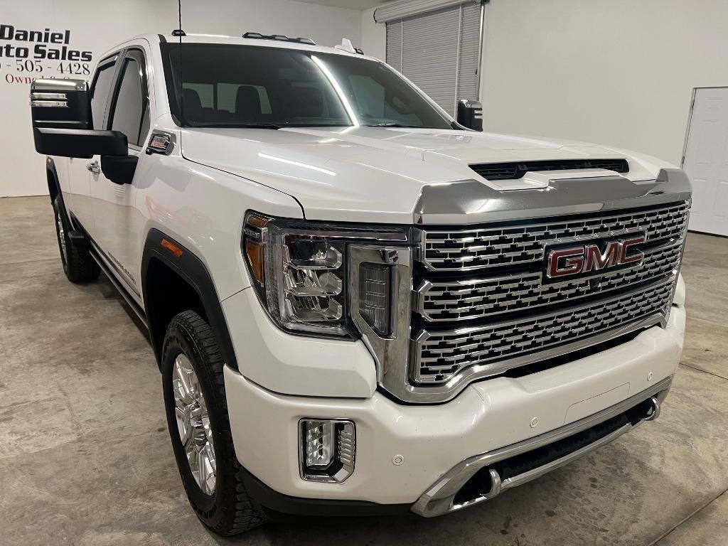 GMC Sierra 2500HD Denali Crew Cab 4WD SB 2022