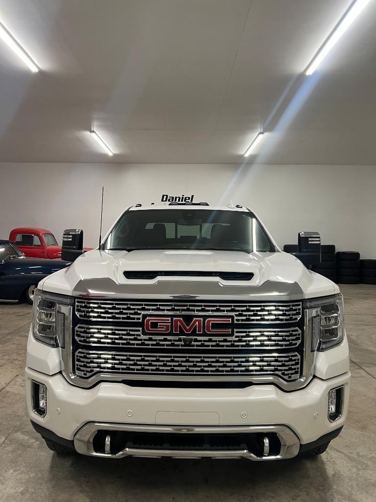 GMC Sierra 2500HD Denali Crew Cab 4WD SB 2022