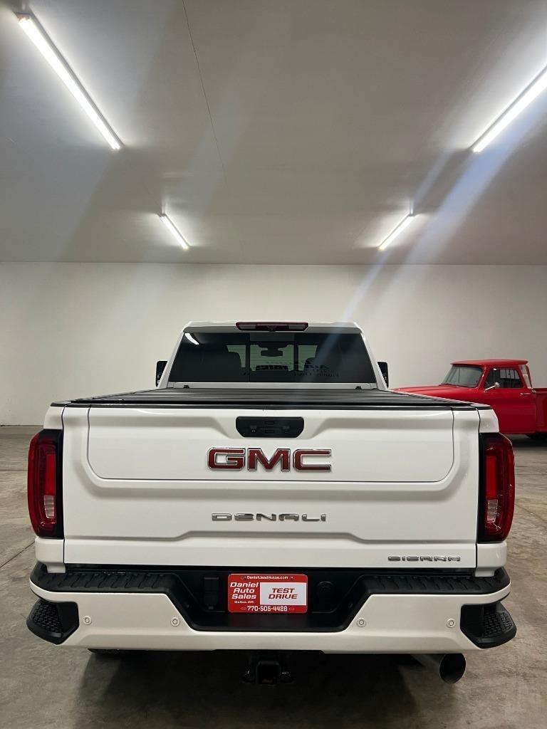 GMC Sierra 2500HD Denali Crew Cab 4WD SB 2022