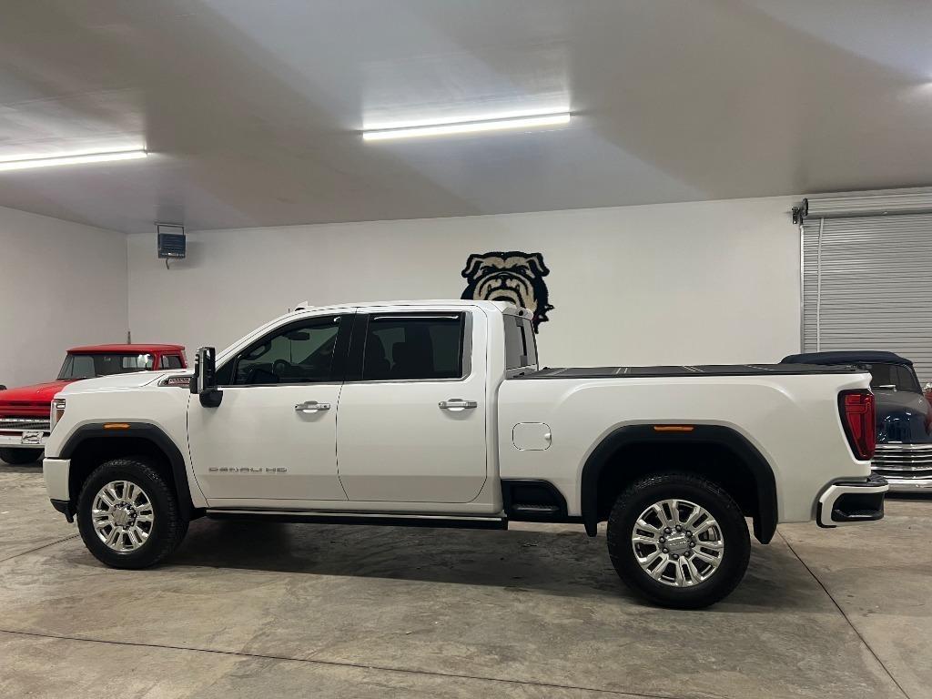 GMC Sierra 2500HD Denali Crew Cab 4WD SB 2022