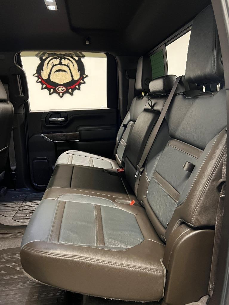 GMC Sierra 2500HD Denali Crew Cab 4WD SB 2022