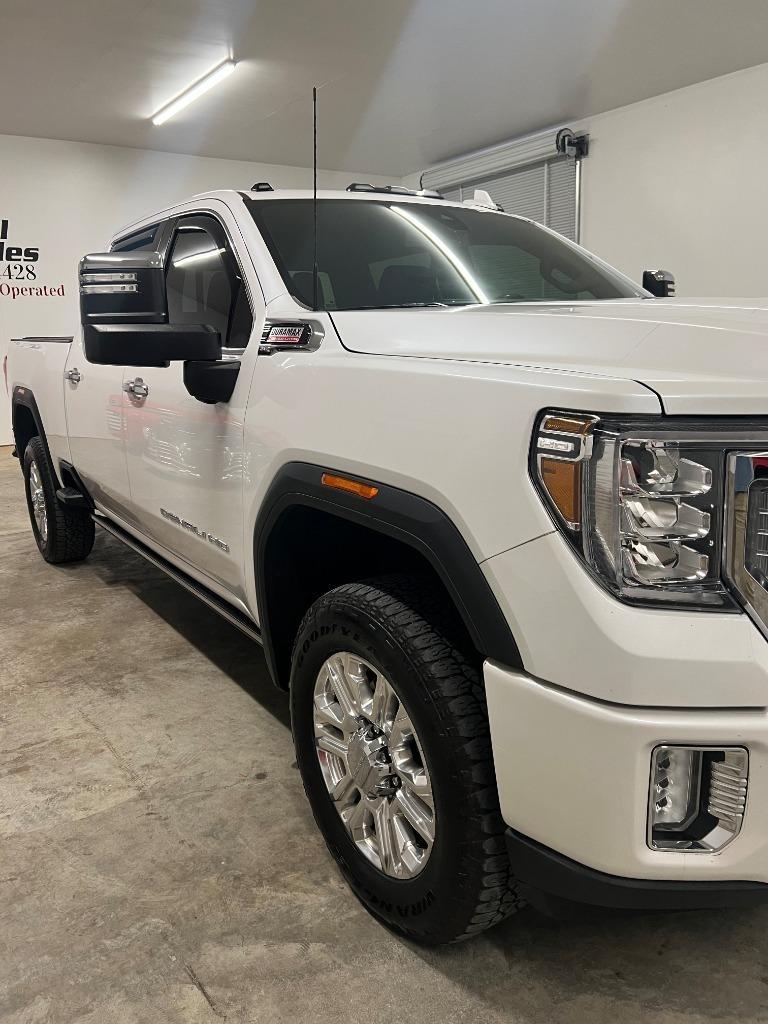 GMC Sierra 2500HD Denali Crew Cab 4WD SB 2022