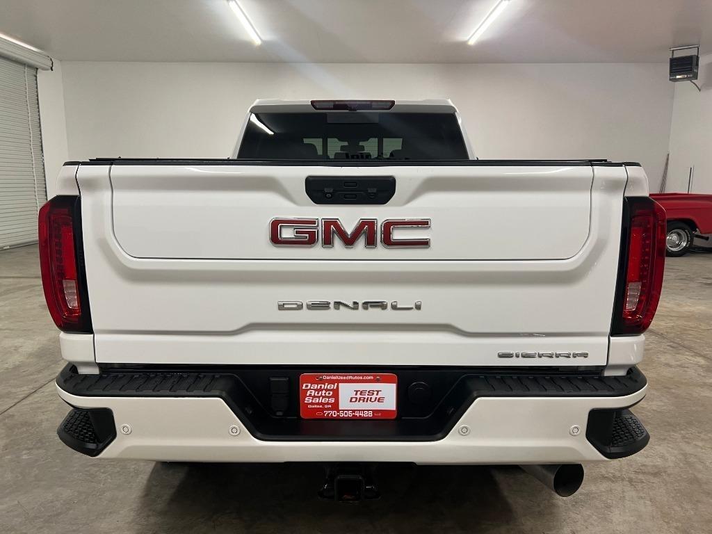 GMC Sierra 2500HD Denali Crew Cab 4WD SB 2022