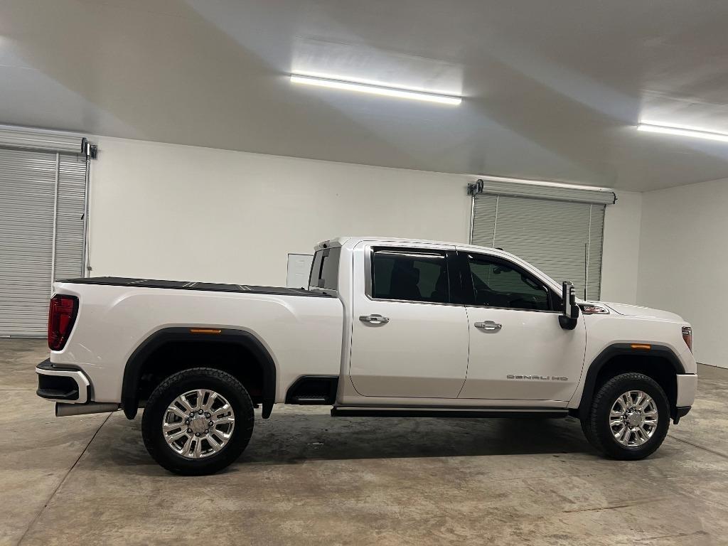 GMC Sierra 2500HD Denali Crew Cab 4WD SB 2022