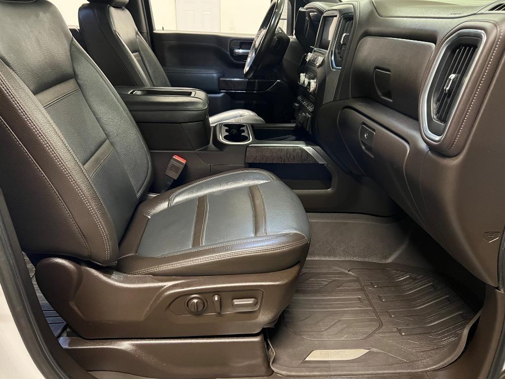 GMC Sierra 2500HD Denali Crew Cab 4WD SB 2022