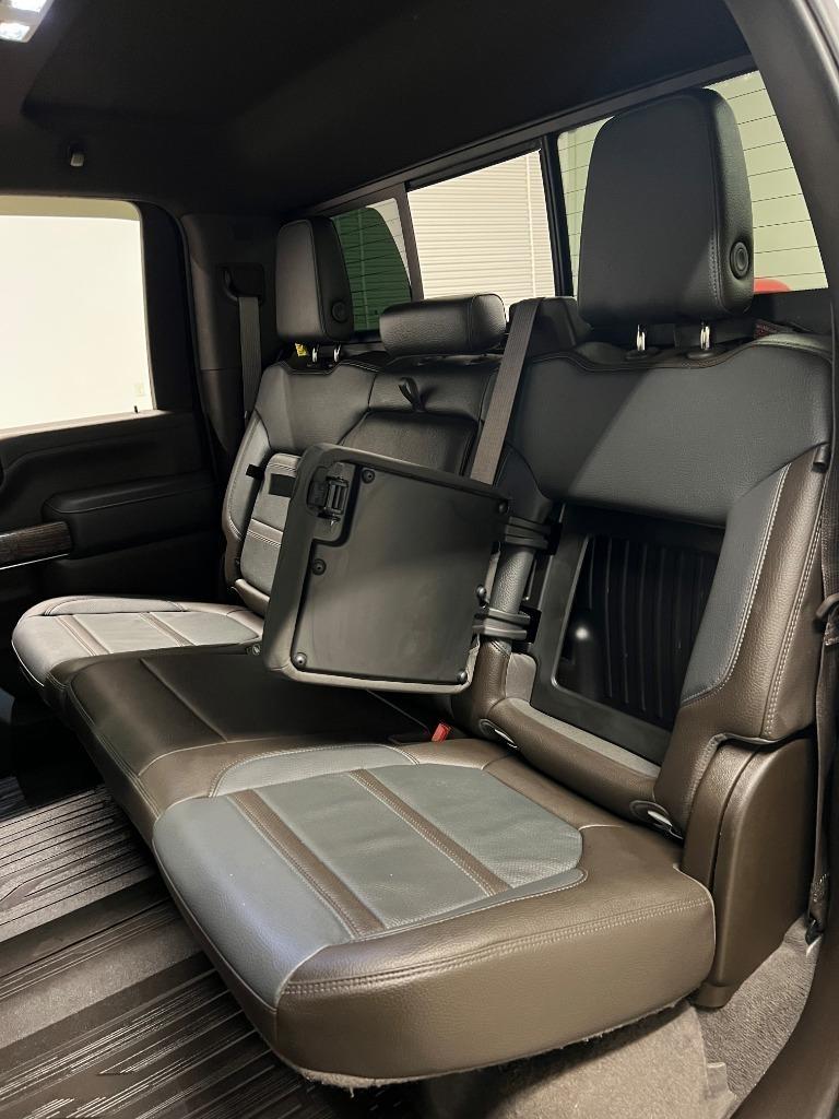 GMC Sierra 2500HD Denali Crew Cab 4WD SB 2022