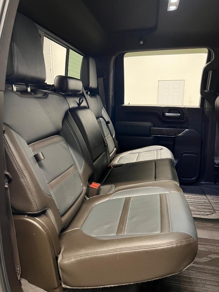 GMC Sierra 2500HD Denali Crew Cab 4WD SB 2022