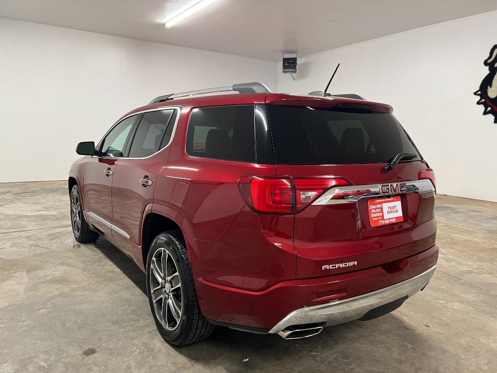 GMC Acadia Denali 2019