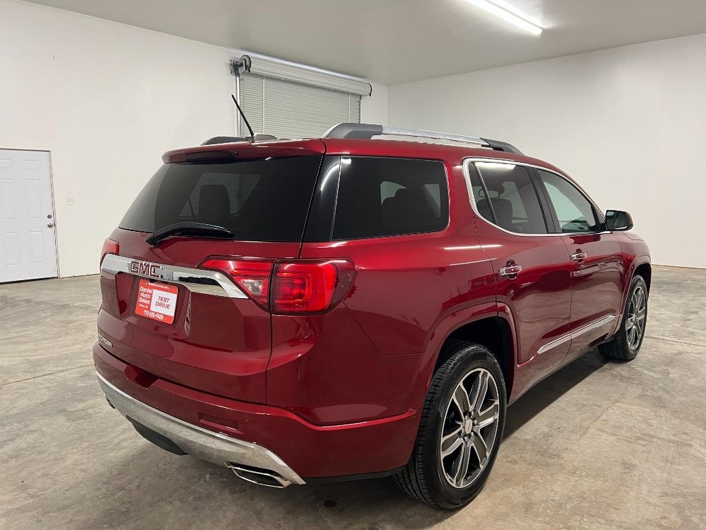 GMC Acadia Denali 2019