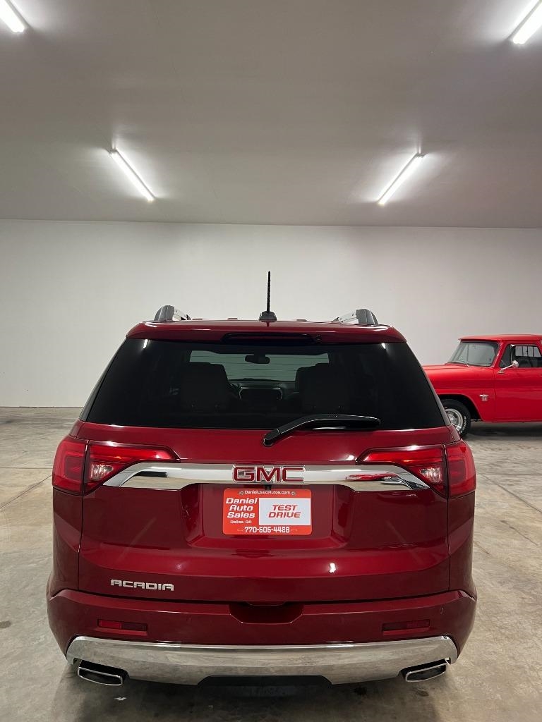 GMC Acadia Denali 2019