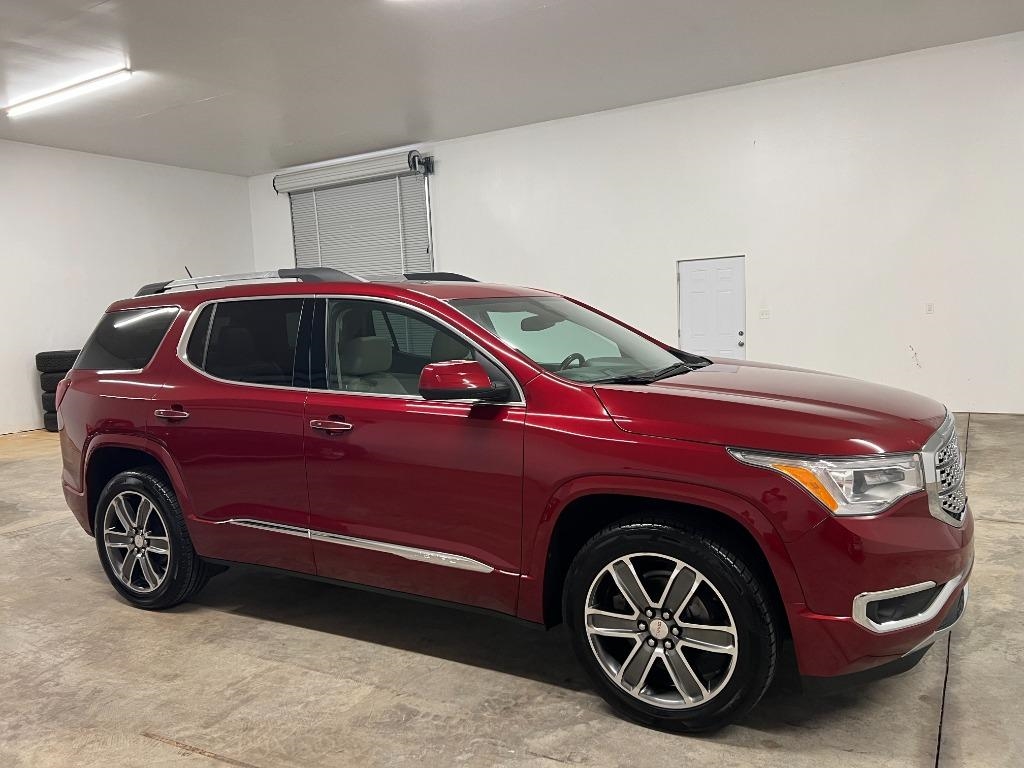 GMC Acadia Denali 2019