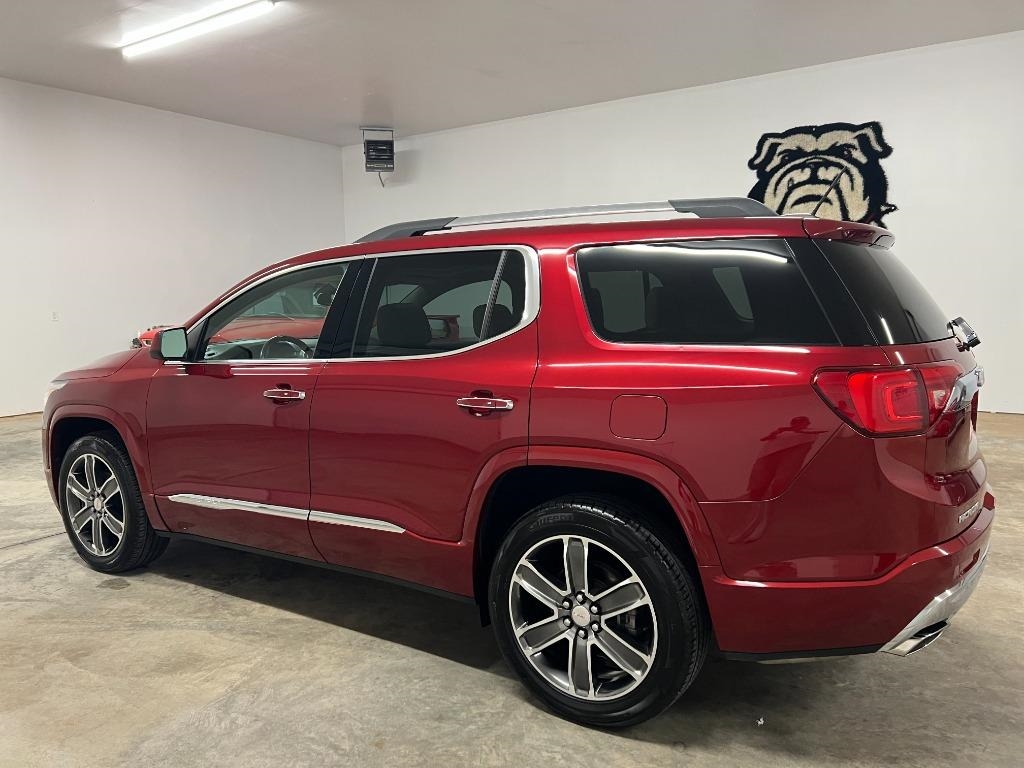 GMC Acadia Denali 2019