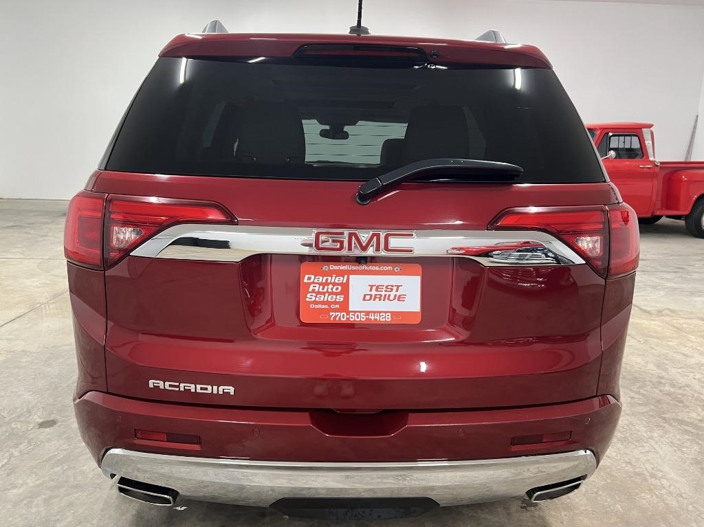 GMC Acadia Denali 2019
