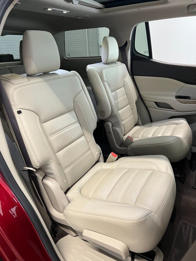 GMC Acadia Denali 2019