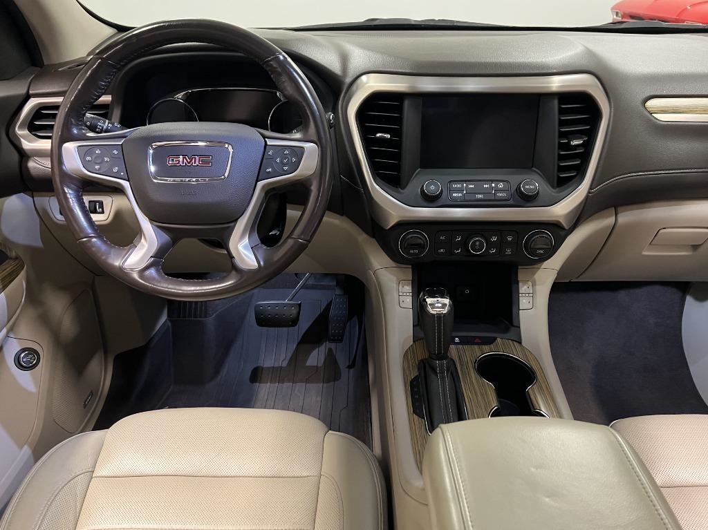 GMC Acadia Denali 2019