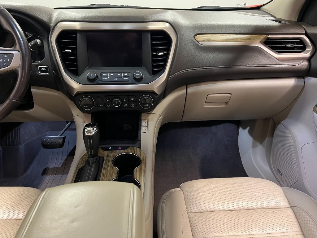 GMC Acadia Denali 2019