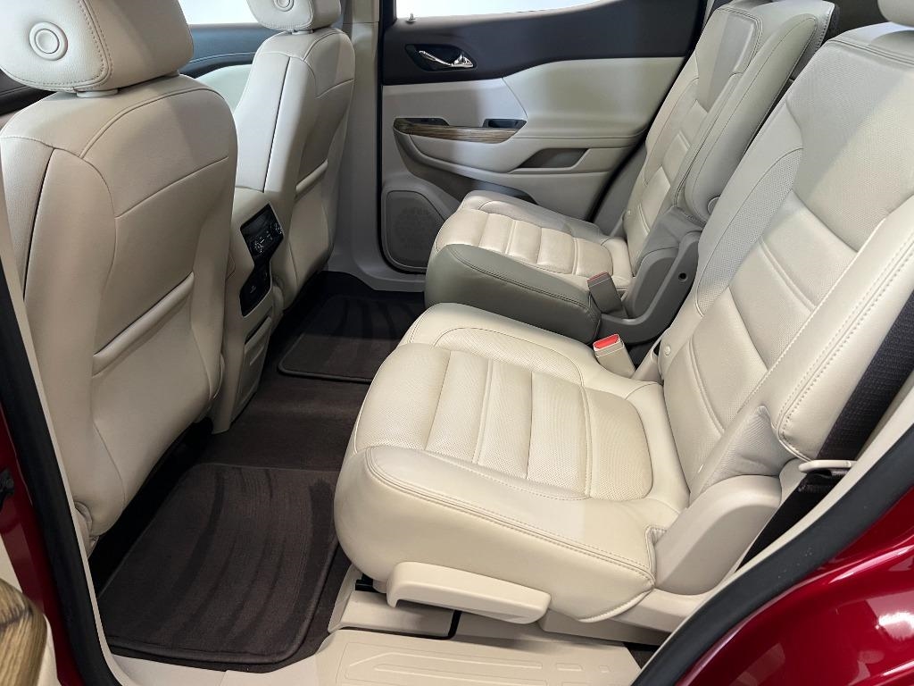 GMC Acadia Denali 2019