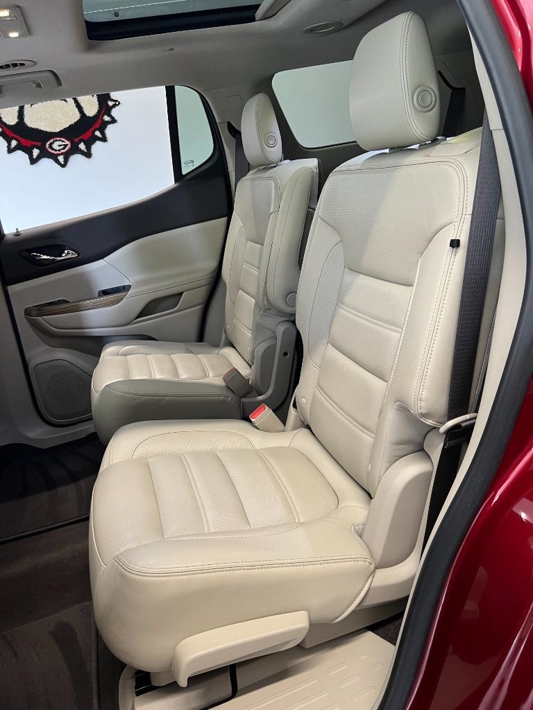 GMC Acadia Denali 2019