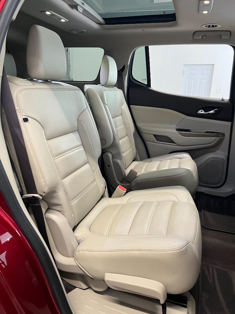 GMC Acadia Denali 2019