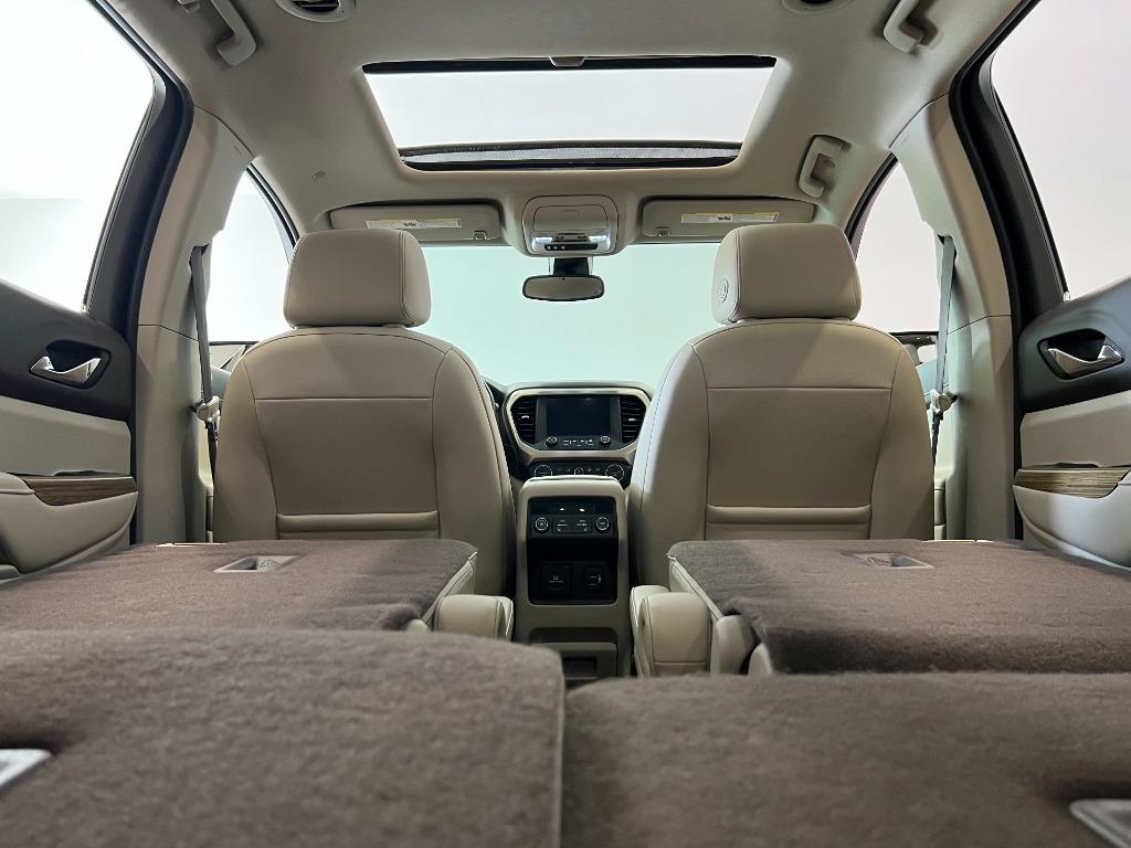 GMC Acadia Denali 2019