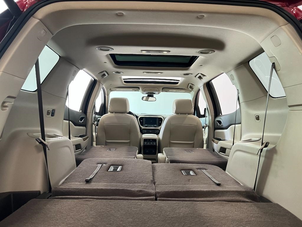 GMC Acadia Denali 2019