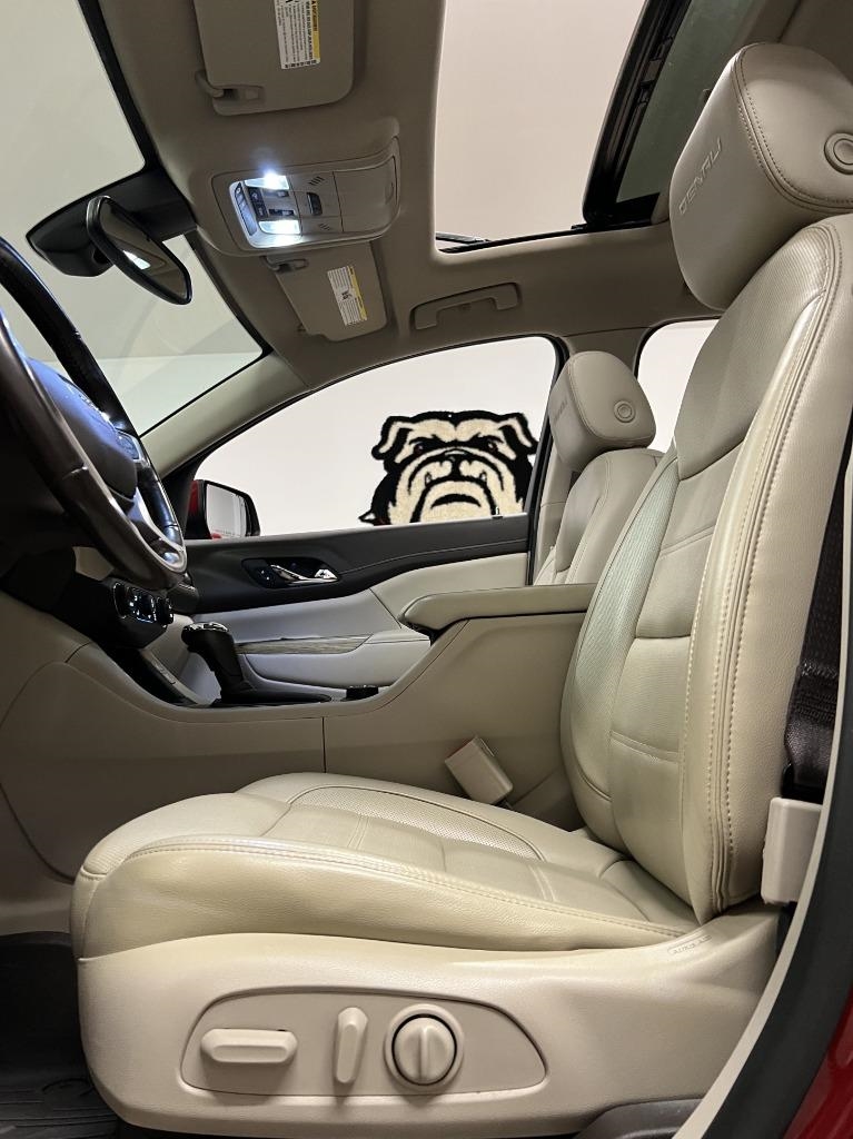 GMC Acadia Denali 2019