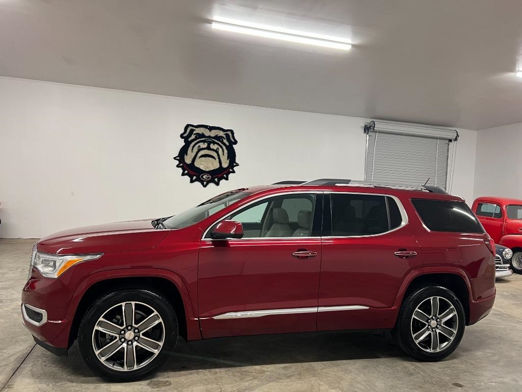 GMC Acadia Denali 2019