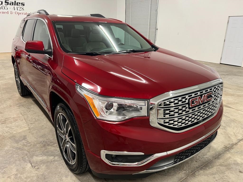 GMC Acadia Denali 2019