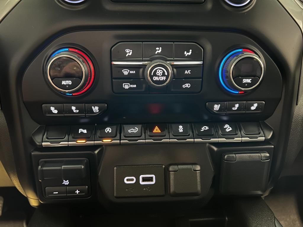 Chevrolet Silverado 1500 LTZ Crew Cab 4WD 2019