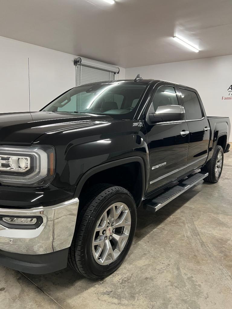 GMC Sierra 1500 SLT Crew Cab Long Box 4WD 2018