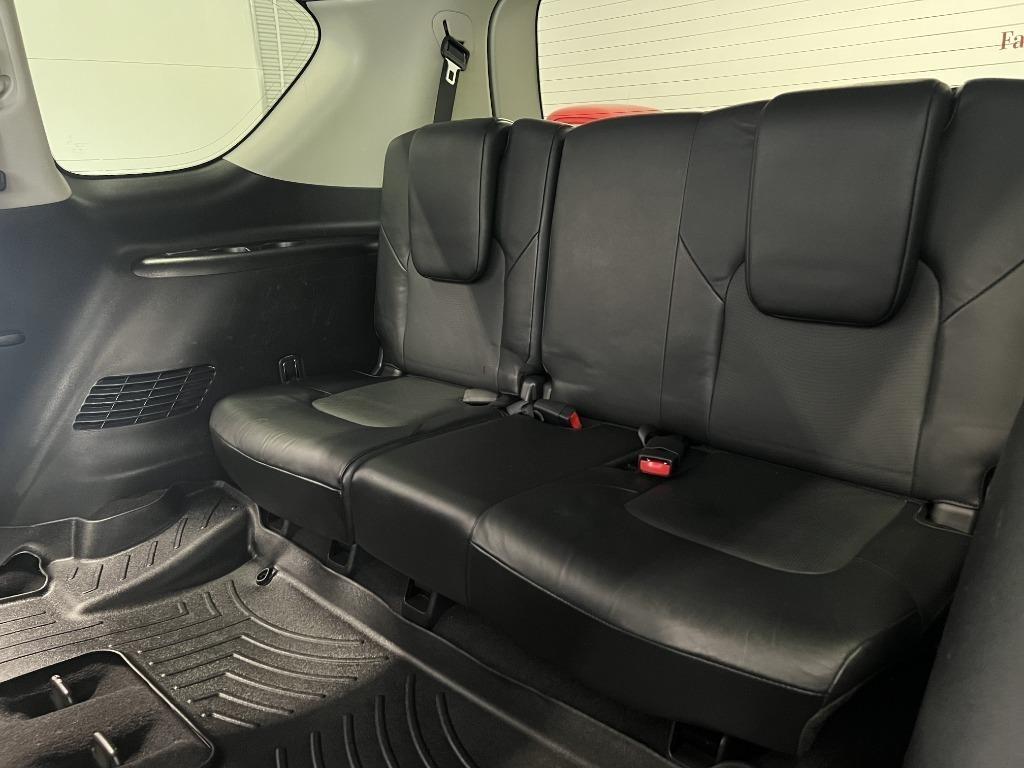 Nissan Armada Platinum 2WD 2019