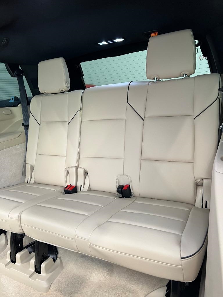 Cadillac Escalade Premium Luxury AWD 2021