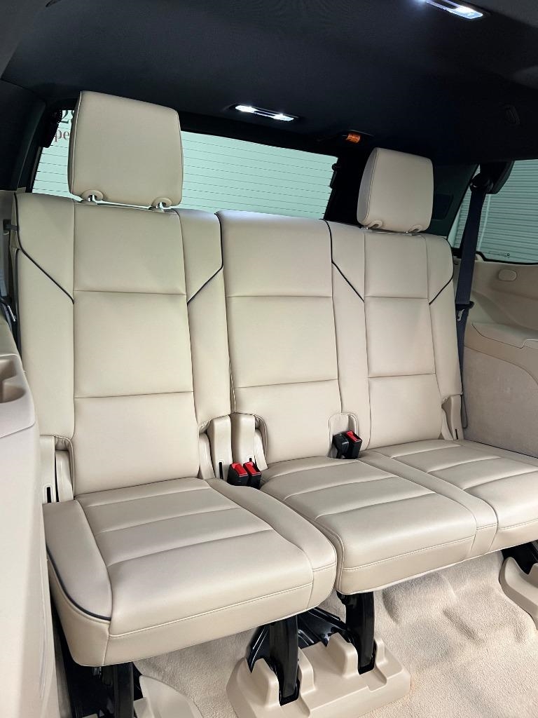 Cadillac Escalade Premium Luxury AWD 2021