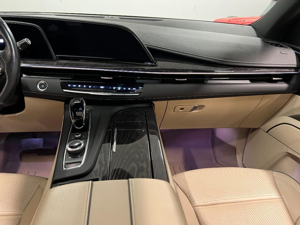 Cadillac Escalade Premium Luxury AWD 2021