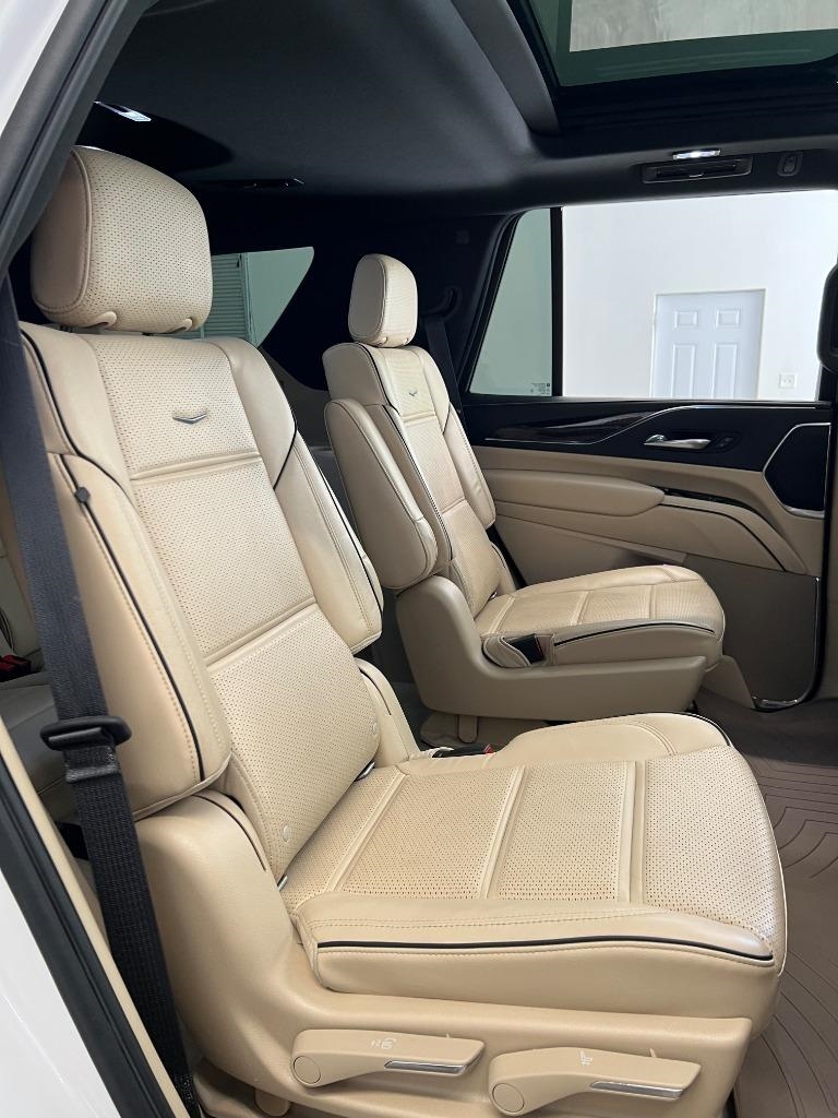 Cadillac Escalade Premium Luxury AWD 2021