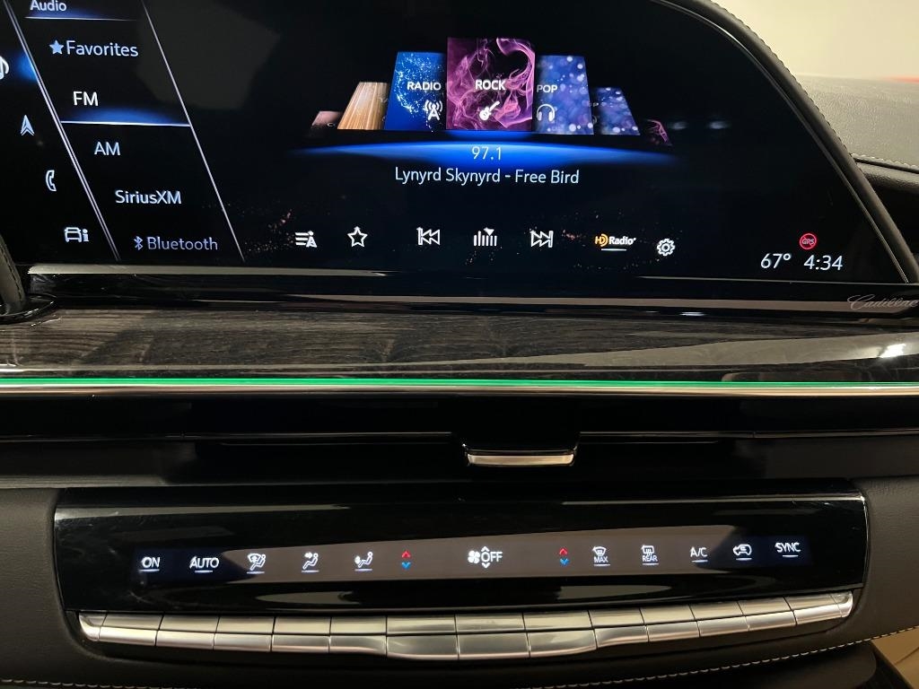 Cadillac Escalade Premium Luxury AWD 2021