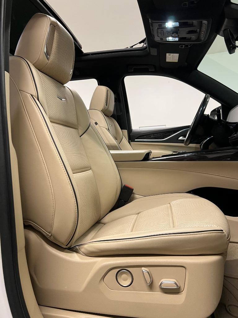 Cadillac Escalade Premium Luxury AWD 2021