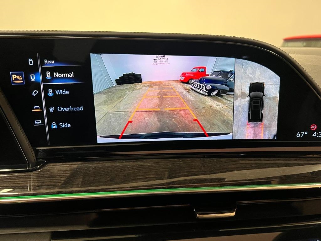 Cadillac Escalade Premium Luxury AWD 2021