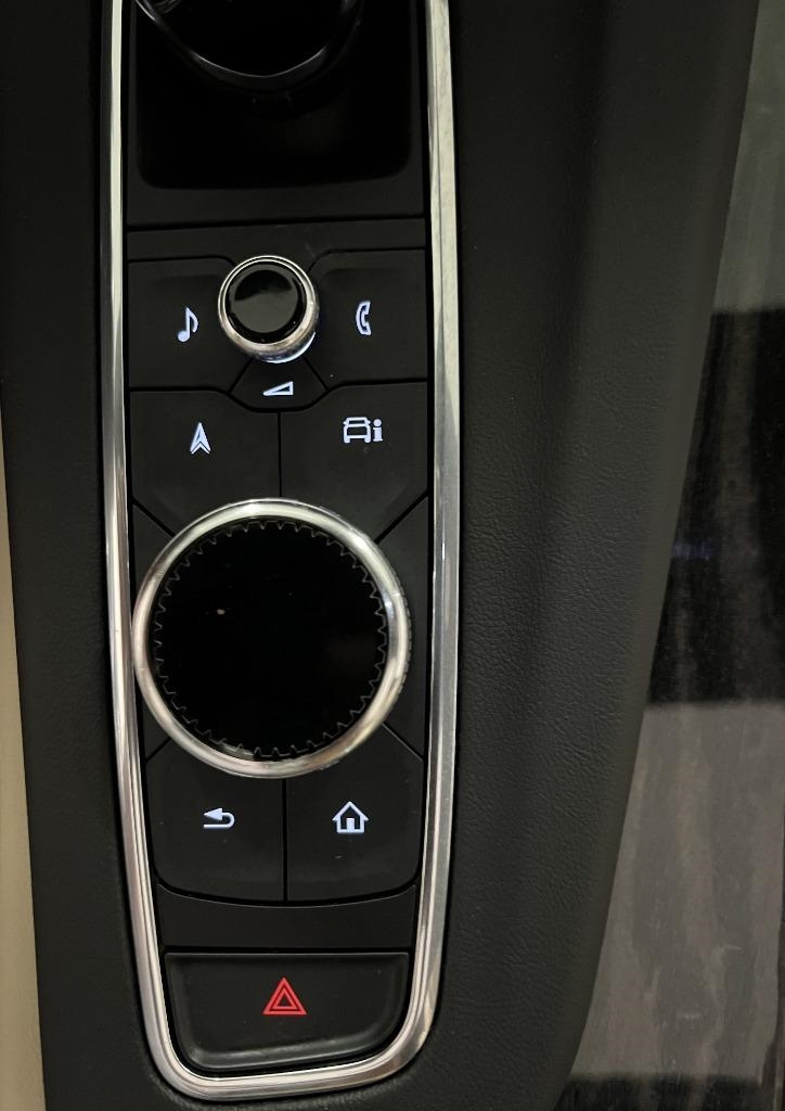 Cadillac Escalade Premium Luxury AWD 2021