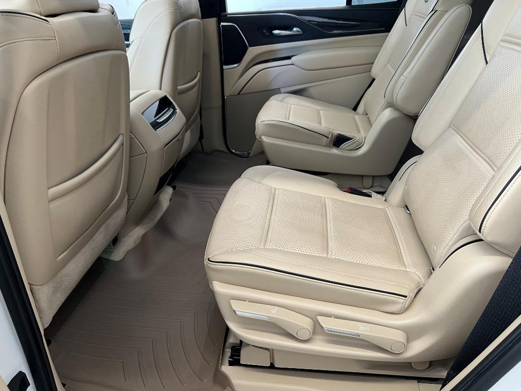 Cadillac Escalade Premium Luxury AWD 2021