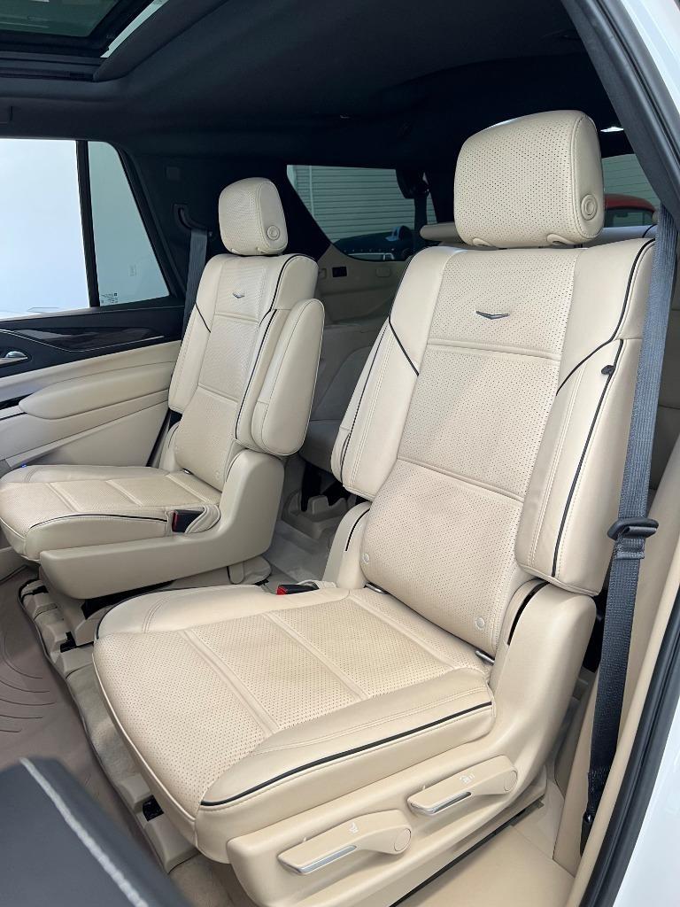Cadillac Escalade Premium Luxury AWD 2021