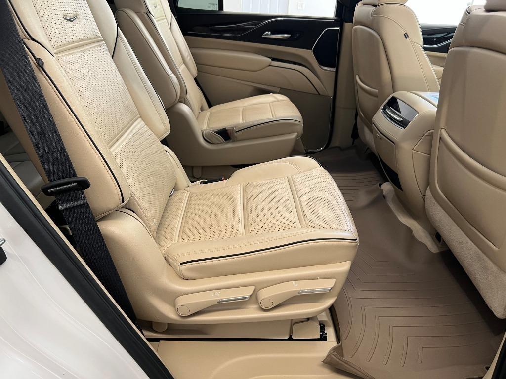 Cadillac Escalade Premium Luxury AWD 2021