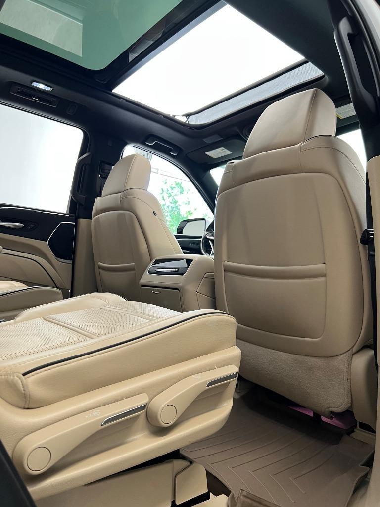 Cadillac Escalade Premium Luxury AWD 2021