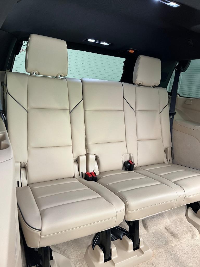 Cadillac Escalade Premium Luxury AWD 2021