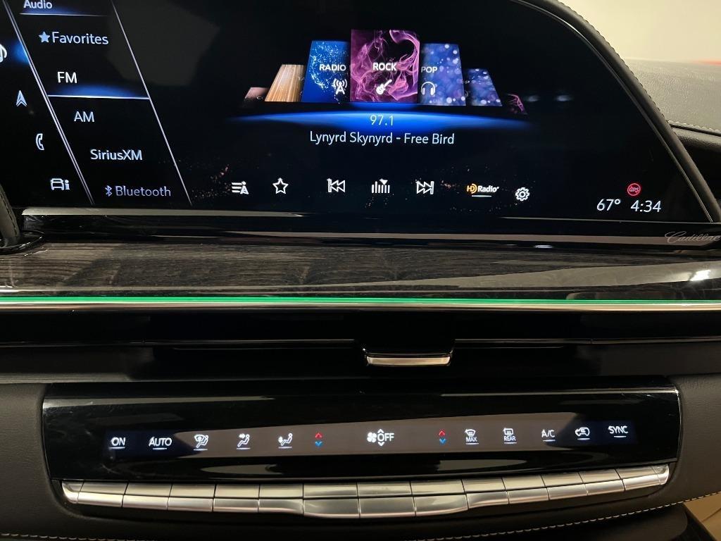 Cadillac Escalade Premium Luxury AWD 2021