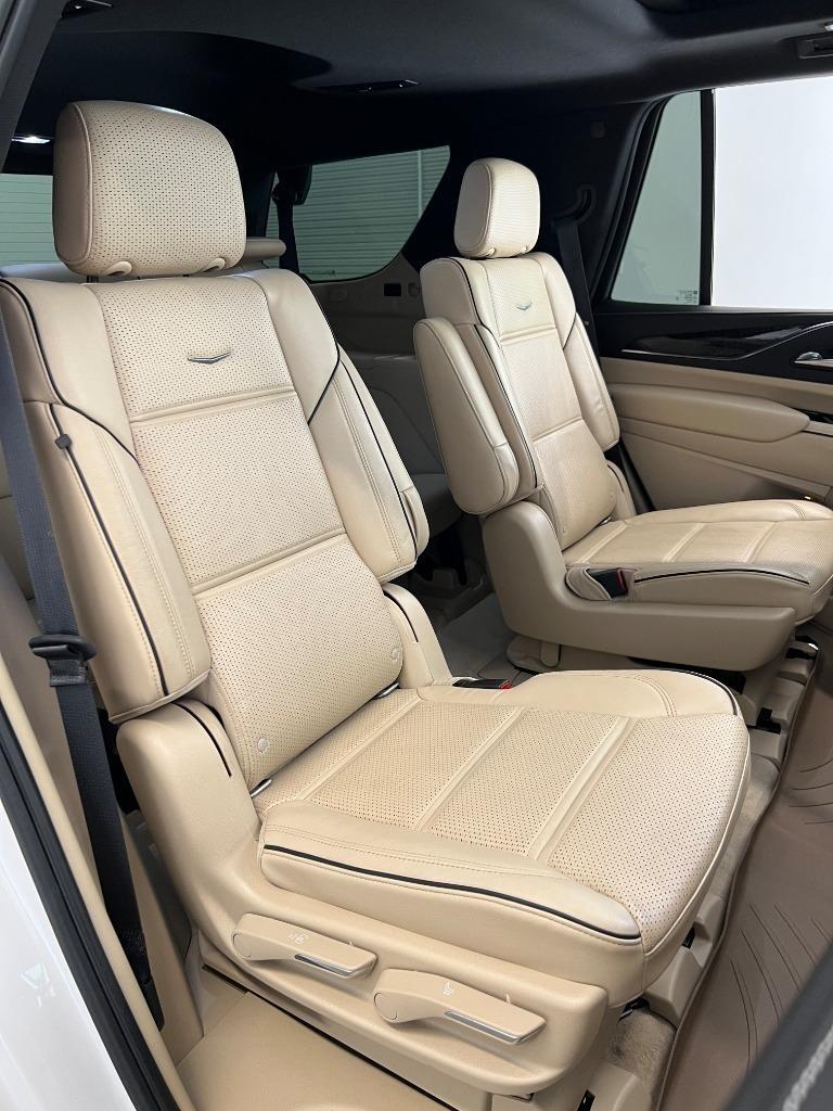 Cadillac Escalade Premium Luxury AWD 2021