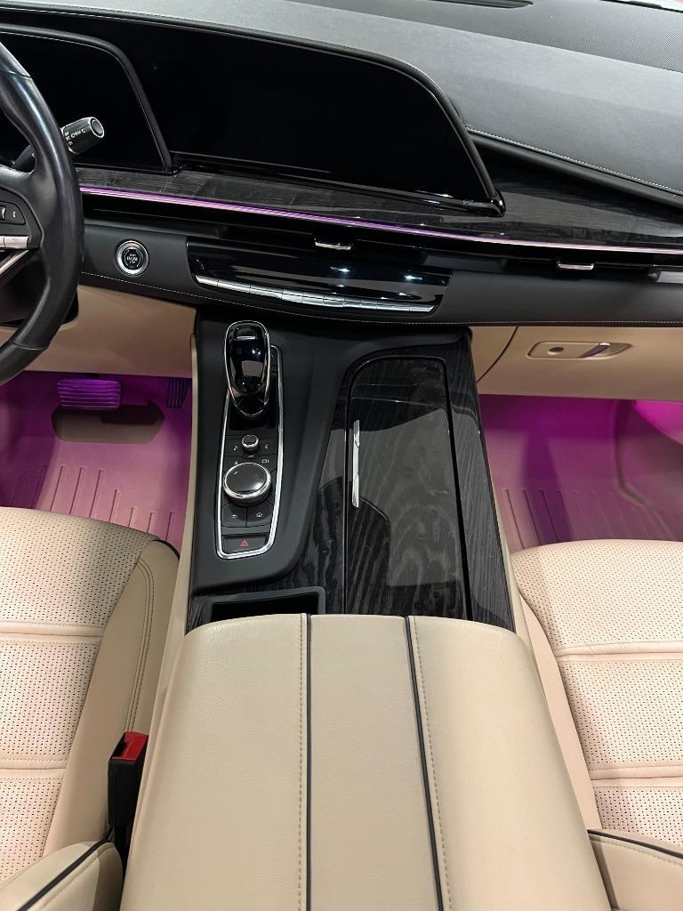 Cadillac Escalade Premium Luxury AWD 2021
