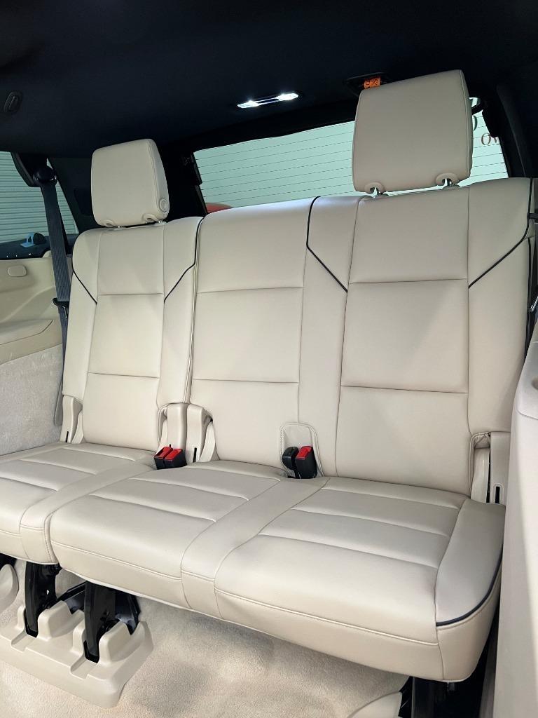 Cadillac Escalade Premium Luxury AWD 2021
