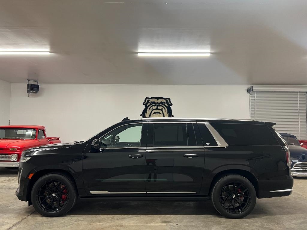 Cadillac Escalade ESV Premium Luxury 4WD 2022